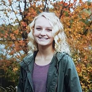 Meet your Posher, Molly